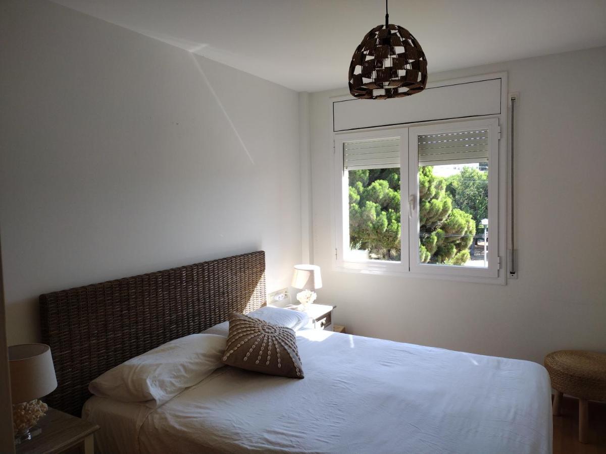 Encantador Apartamento Familiar 4 Px Con Terraza, Parking Y Wi-Fi En Льянсса Экстерьер фото
